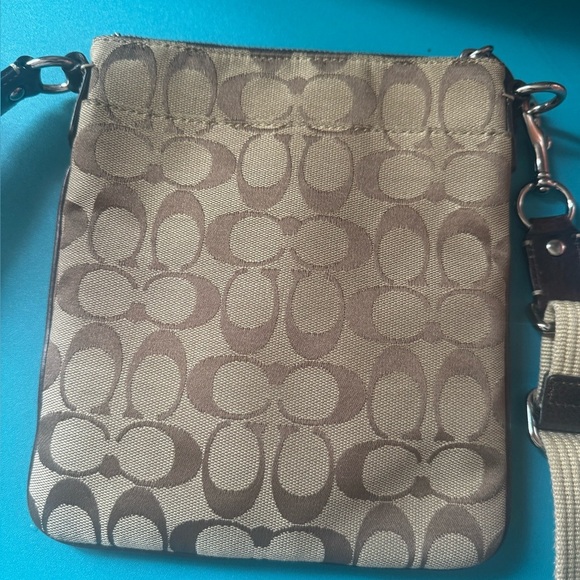 Coach cross body purse - Picture 7 of 8